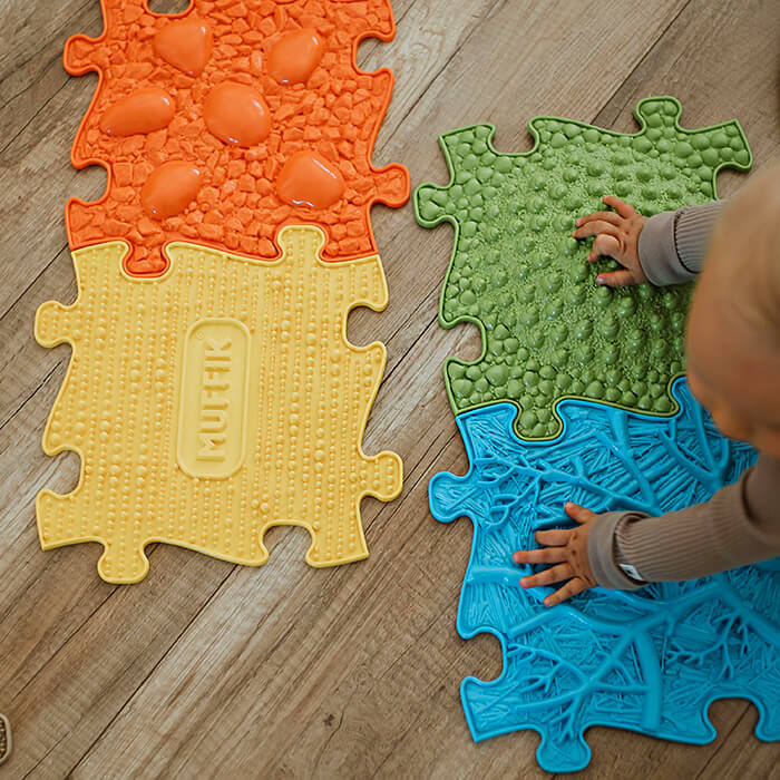 משטחי פאזל תחושתיים - מגע ראשון