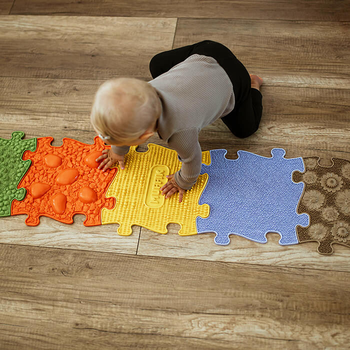 משטחי פאזל תחושתיים - מגע ראשון